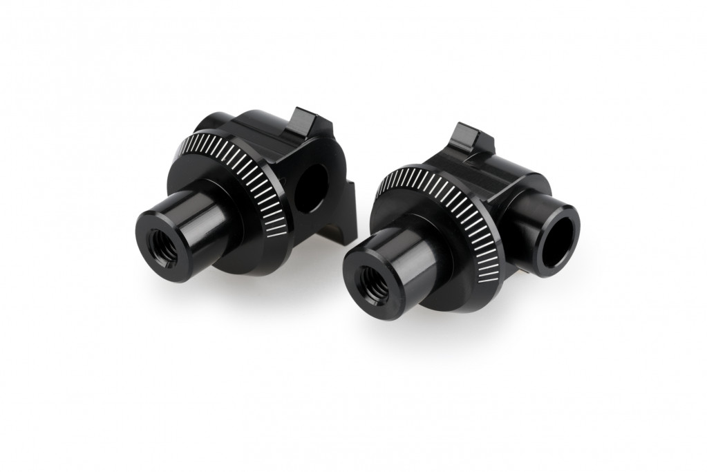 Footpeg adapters PUIG 3815N Crni