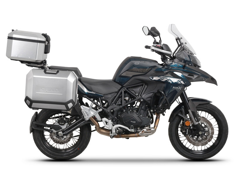 Set aluminijastih kofera sa nosači in pločo SHAD TERRA, 48L stražnji kofer in 36L/47L bočni koferi SHAD BENELLI TRK 502X